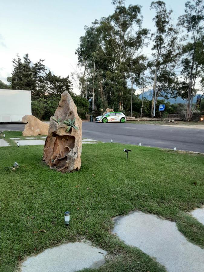 Hotel Pinocchio Arzachena Dış mekan fotoğraf